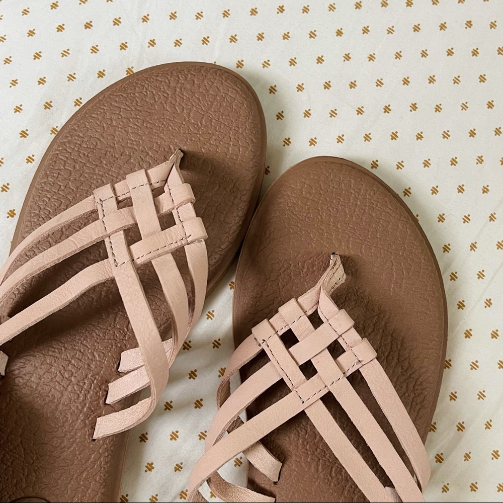 Sanuk Women’s Yoga Salty Leather Sandal